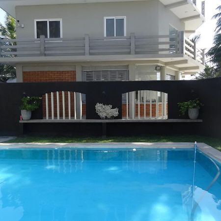 Amssler Beach Stay กาลูทารา ภายนอก รูปภาพ