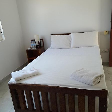 Amssler Beach Stay กาลูทารา ภายนอก รูปภาพ