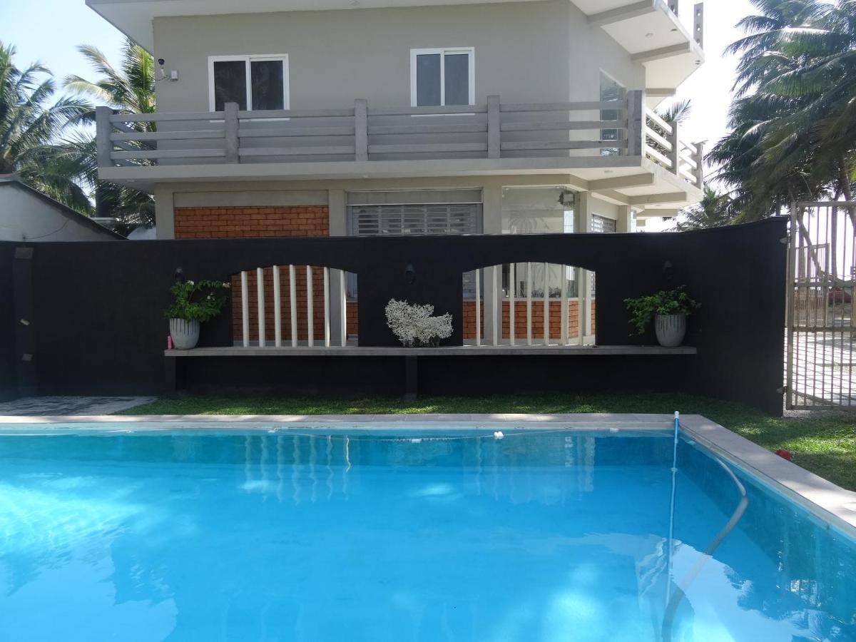 Amssler Beach Stay กาลูทารา ภายนอก รูปภาพ