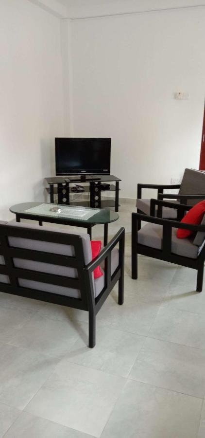 Amssler Beach Stay กาลูทารา ภายนอก รูปภาพ
