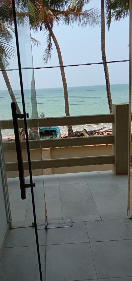 Amssler Beach Stay กาลูทารา ภายนอก รูปภาพ