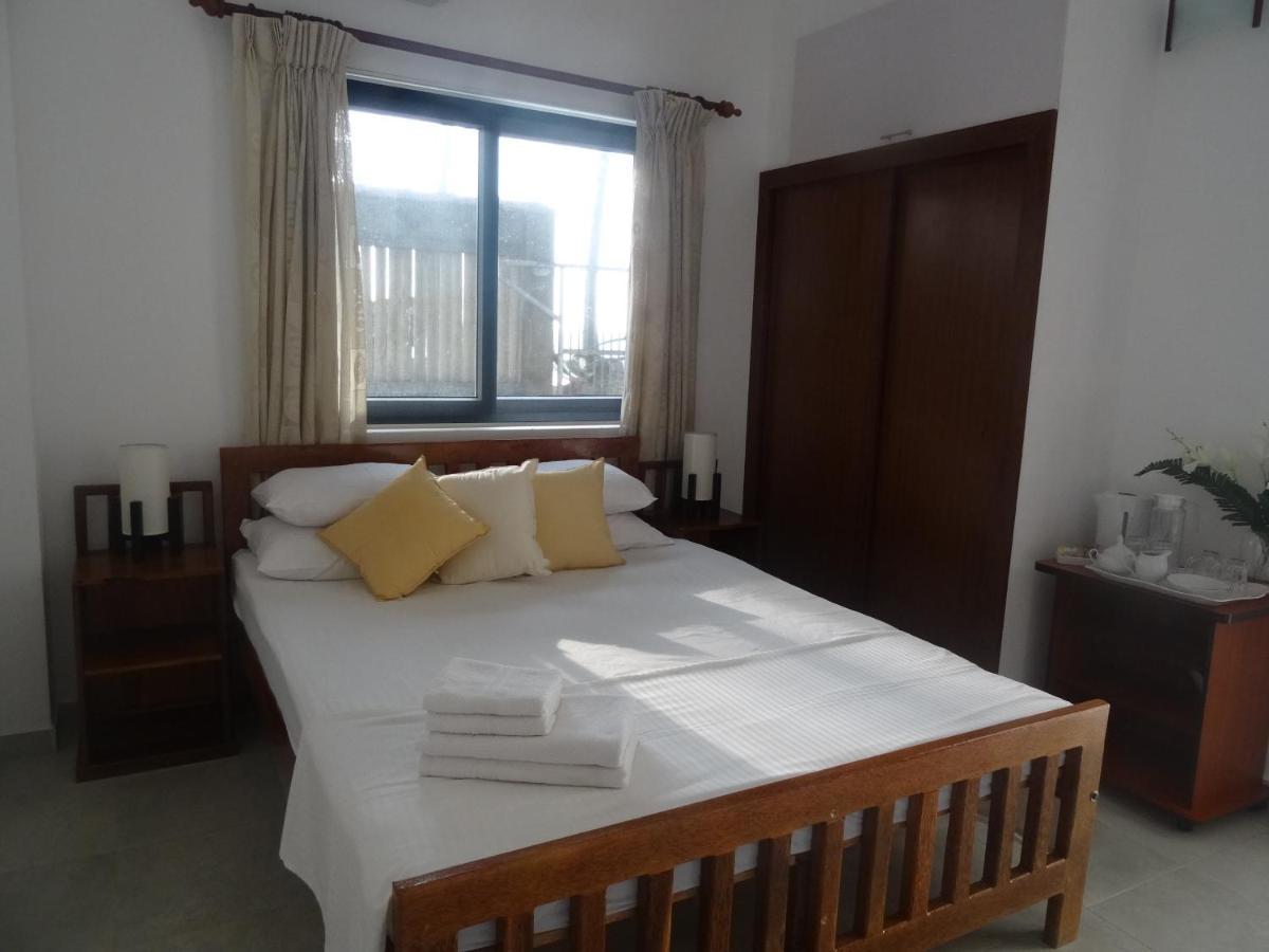 Amssler Beach Stay กาลูทารา ภายนอก รูปภาพ