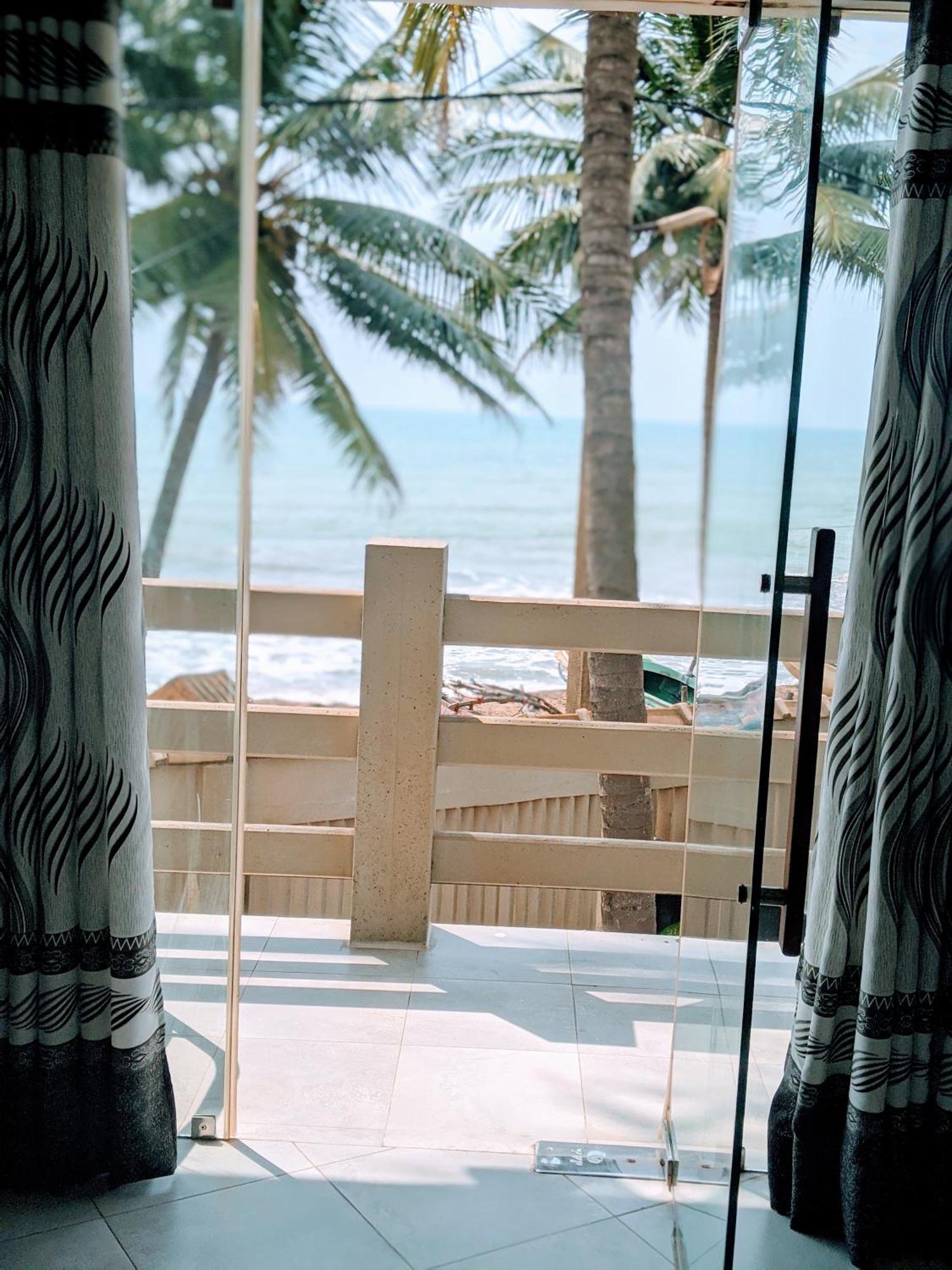 Amssler Beach Stay กาลูทารา ห้อง รูปภาพ