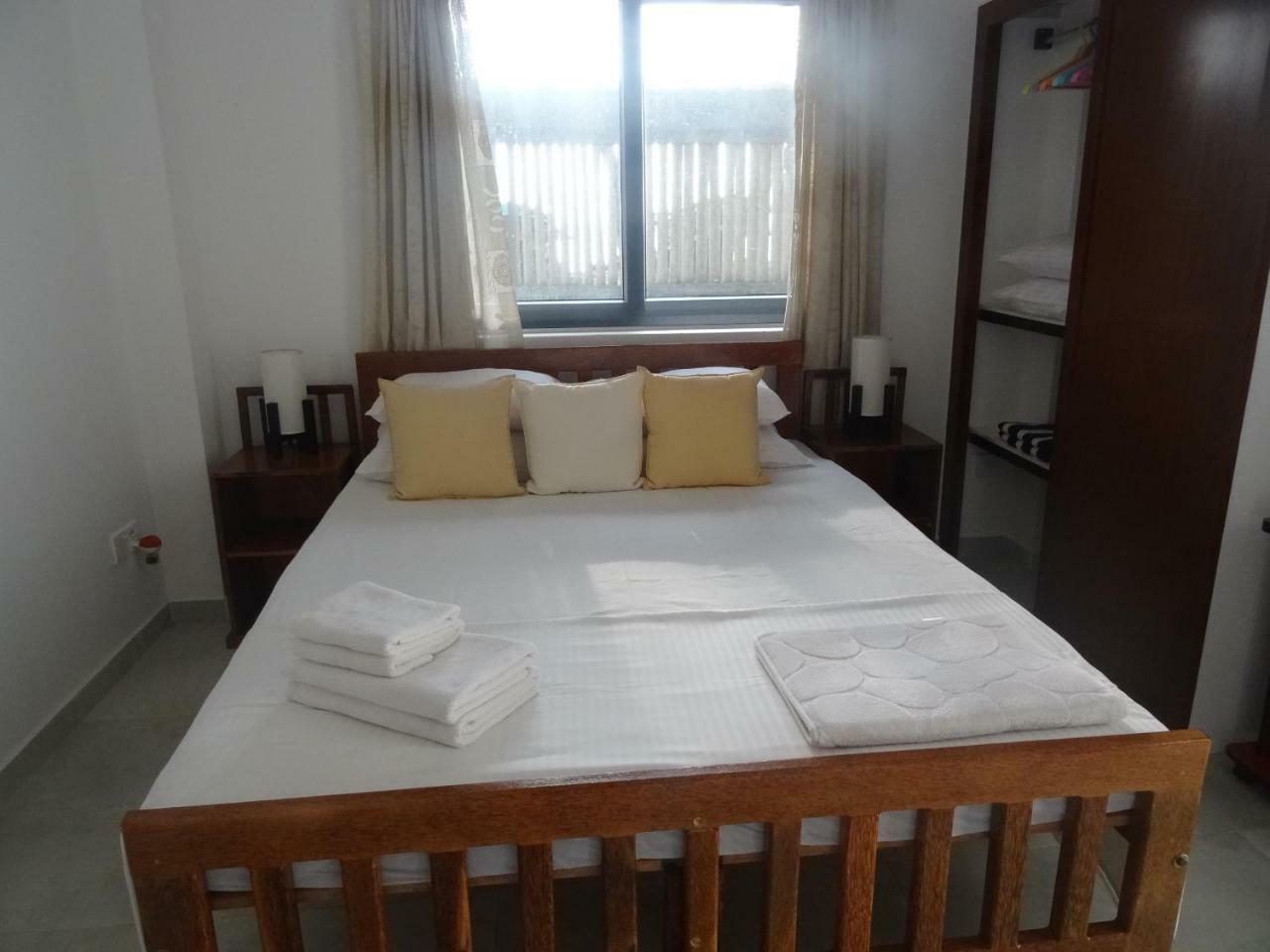 Amssler Beach Stay กาลูทารา ภายนอก รูปภาพ