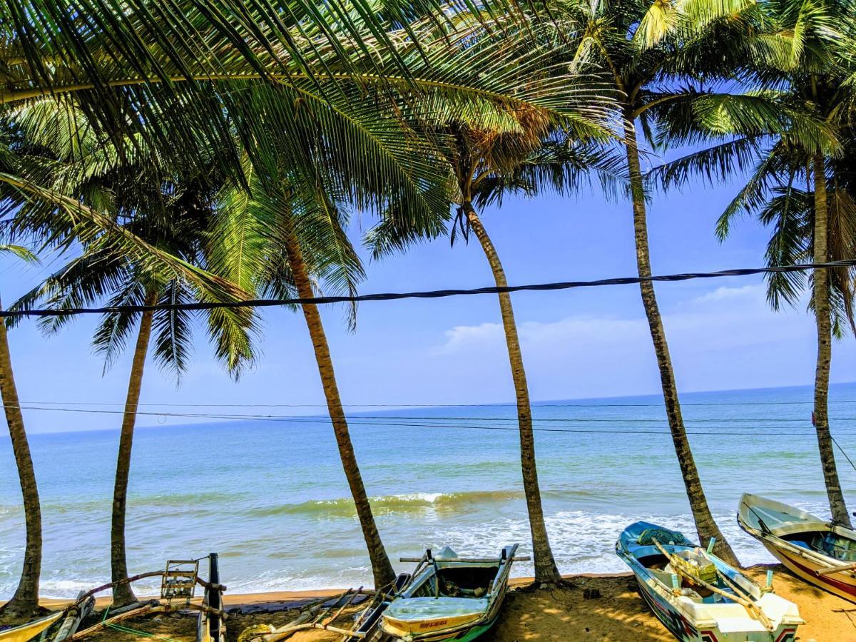 Amssler Beach Stay กาลูทารา ภายนอก รูปภาพ